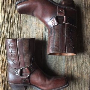Rare Limited Edition Frye Harness Americana 7.5